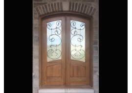 Arched Front Door Photo